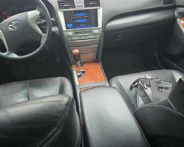Чорний Тойота Камрі, об'ємом двигуна 3.5 л та пробігом 294 тис. км за 7800 $, фото 3 на Automoto.ua