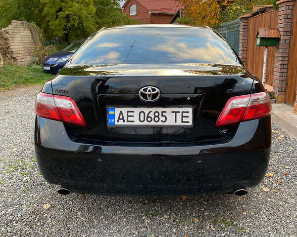 Черный Тойота Камри, объемом двигателя 3.46 л и пробегом 280 тыс. км за 8999 $, фото 2 на Automoto.ua