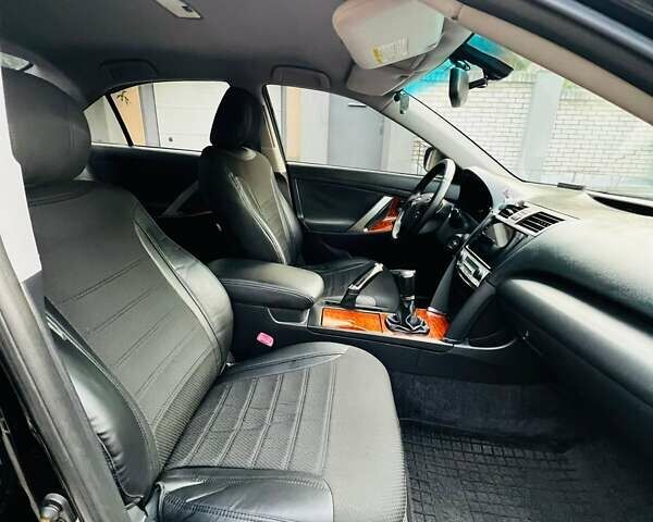 Чорний Тойота Камрі, об'ємом двигуна 2.36 л та пробігом 157 тис. км за 8500 $, фото 11 на Automoto.ua