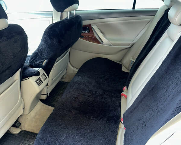 Чорний Тойота Камрі, об'ємом двигуна 2.36 л та пробігом 340 тис. км за 10500 $, фото 19 на Automoto.ua