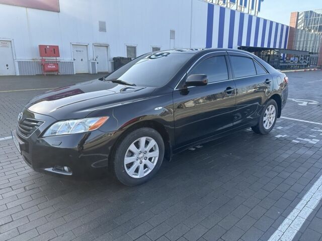 Черный Тойота Камри, объемом двигателя 2.4 л и пробегом 220 тыс. км за 8900 $, фото 2 на Automoto.ua