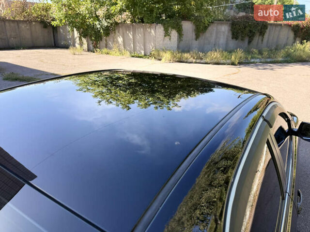 Чорний Тойота Камрі, об'ємом двигуна 3.46 л та пробігом 225 тис. км за 10300 $, фото 17 на Automoto.ua