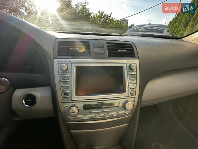 Черный Тойота Камри, объемом двигателя 2.4 л и пробегом 264 тыс. км за 9000 $, фото 5 на Automoto.ua