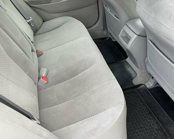 Черный Тойота Камри, объемом двигателя 2.4 л и пробегом 202 тыс. км за 9700 $, фото 7 на Automoto.ua