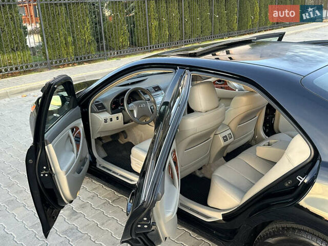 Черный Тойота Камри, объемом двигателя 2.4 л и пробегом 134 тыс. км за 11900 $, фото 49 на Automoto.ua