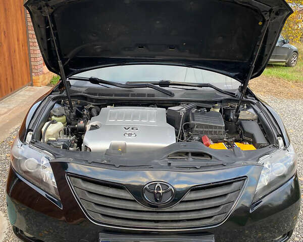 Черный Тойота Камри, объемом двигателя 3.46 л и пробегом 280 тыс. км за 8999 $, фото 14 на Automoto.ua