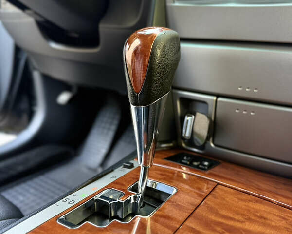 Чорний Тойота Камрі, об'ємом двигуна 3.46 л та пробігом 225 тис. км за 10300 $, фото 37 на Automoto.ua