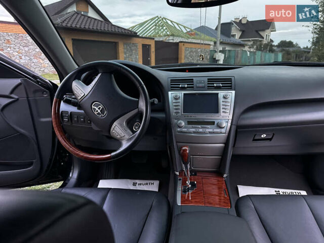 Чорний Тойота Камрі, об'ємом двигуна 3.5 л та пробігом 70 тис. км за 16500 $, фото 18 на Automoto.ua