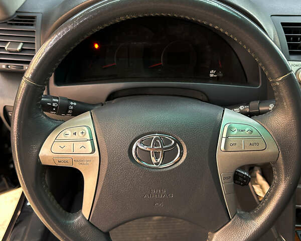 Черный Тойота Камри, объемом двигателя 2.36 л и пробегом 197 тыс. км за 9500 $, фото 29 на Automoto.ua