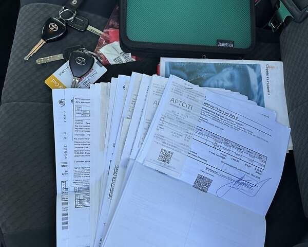 Черный Тойота Камри, объемом двигателя 2.36 л и пробегом 189 тыс. км за 12000 $, фото 9 на Automoto.ua