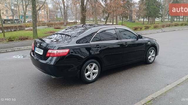 Черный Тойота Камри, объемом двигателя 2.4 л и пробегом 310 тыс. км за 7700 $, фото 4 на Automoto.ua