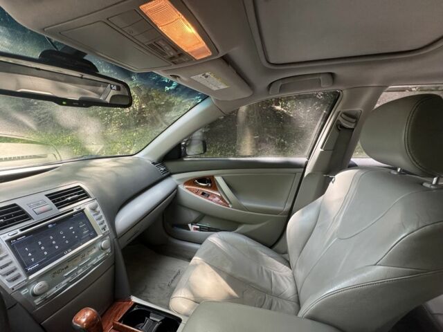 Чорний Тойота Камрі, об'ємом двигуна 3.5 л та пробігом 232 тис. км за 12000 $, фото 6 на Automoto.ua