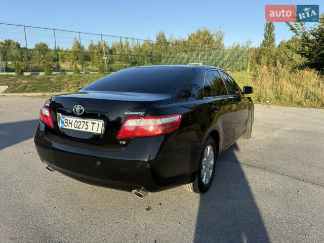 Черный Тойота Камри, объемом двигателя 3.5 л и пробегом 252 тыс. км за 9500 $, фото 3 на Automoto.ua
