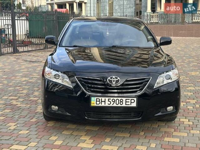 Черный Тойота Камри, объемом двигателя 2.36 л и пробегом 180 тыс. км за 8900 $, фото 2 на Automoto.ua