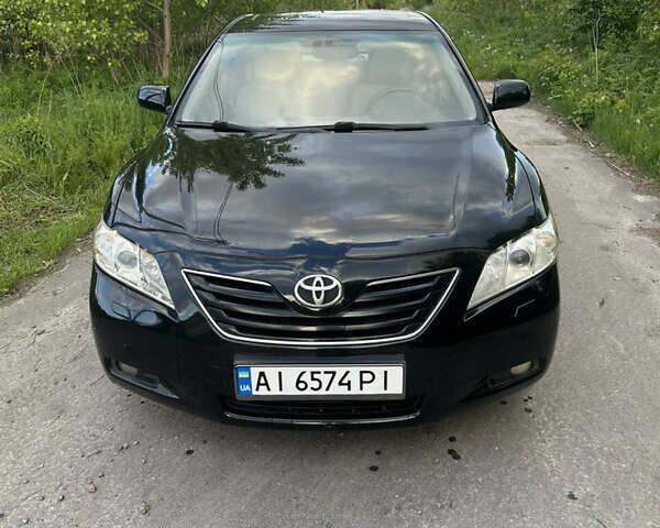 Черный Тойота Камри, объемом двигателя 2.4 л и пробегом 306 тыс. км за 8000 $, фото 5 на Automoto.ua