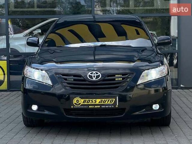 Чорний Тойота Камрі, об'ємом двигуна 3.5 л та пробігом 357 тис. км за 9800 $, фото 1 на Automoto.ua