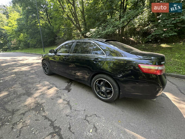 Черный Тойота Камри, объемом двигателя 3.5 л и пробегом 240 тыс. км за 12000 $, фото 3 на Automoto.ua