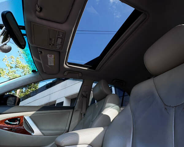 Чорний Тойота Камрі, об'ємом двигуна 3.46 л та пробігом 205 тис. км за 10000 $, фото 6 на Automoto.ua