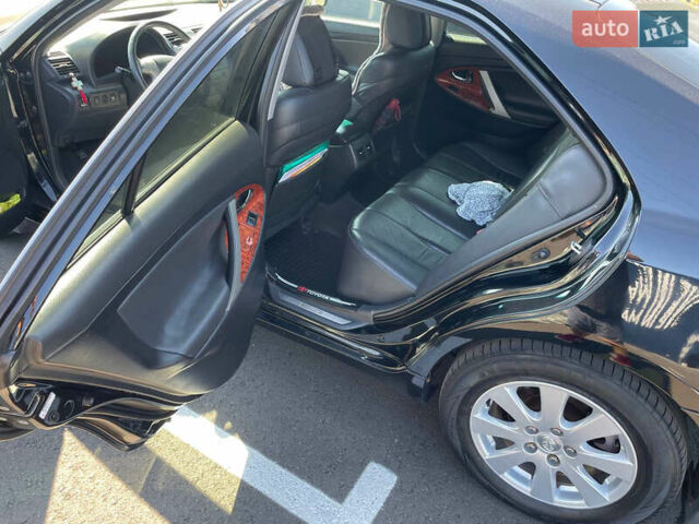 Чорний Тойота Камрі, об'ємом двигуна 2.36 л та пробігом 228 тис. км за 8200 $, фото 10 на Automoto.ua