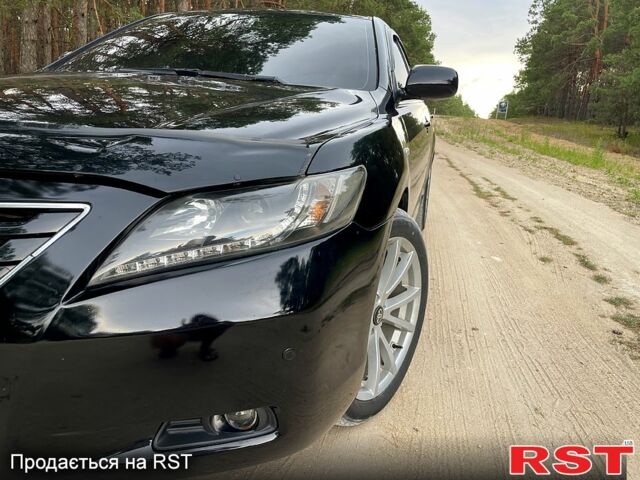 Черный Тойота Камри, объемом двигателя 2.4 л и пробегом 249 тыс. км за 6899 $, фото 12 на Automoto.ua