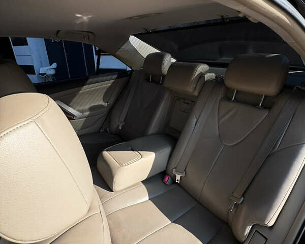 Чорний Тойота Камрі, об'ємом двигуна 3.46 л та пробігом 205 тис. км за 10000 $, фото 10 на Automoto.ua