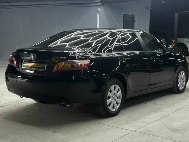 Черный Тойота Камри, объемом двигателя 2.4 л и пробегом 290 тыс. км за 8000 $, фото 5 на Automoto.ua