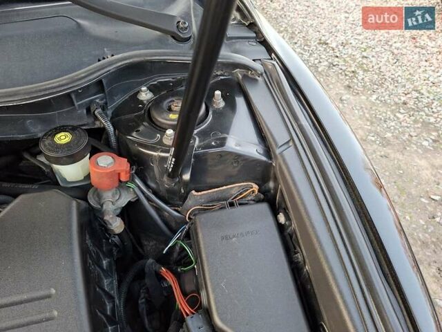 Чорний Тойота Камрі, об'ємом двигуна 3.46 л та пробігом 294 тис. км за 8800 $, фото 15 на Automoto.ua