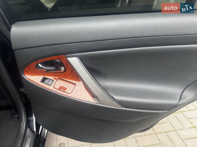 Чорний Тойота Камрі, об'ємом двигуна 3.5 л та пробігом 70 тис. км за 16500 $, фото 11 на Automoto.ua