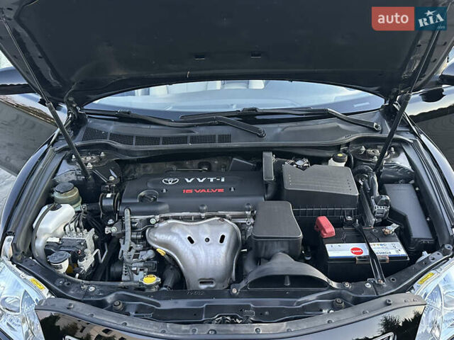 Черный Тойота Камри, объемом двигателя 2.4 л и пробегом 134 тыс. км за 11900 $, фото 86 на Automoto.ua