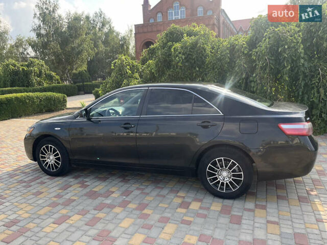 Черный Тойота Камри, объемом двигателя 2.36 л и пробегом 260 тыс. км за 7800 $, фото 4 на Automoto.ua
