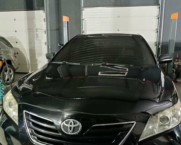 Черный Тойота Камри, объемом двигателя 3.46 л и пробегом 320 тыс. км за 8300 $, фото 4 на Automoto.ua