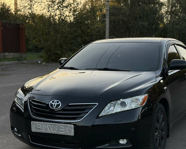 Чорний Тойота Камрі, об'ємом двигуна 3.46 л та пробігом 225 тис. км за 10300 $, фото 63 на Automoto.ua