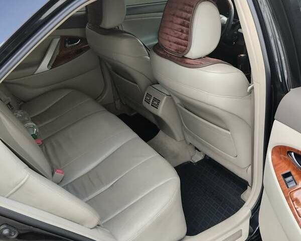 Черный Тойота Камри, объемом двигателя 3.5 л и пробегом 357 тыс. км за 9800 $, фото 17 на Automoto.ua