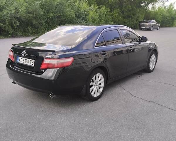 Черный Тойота Камри, объемом двигателя 3.5 л и пробегом 357 тыс. км за 9800 $, фото 4 на Automoto.ua