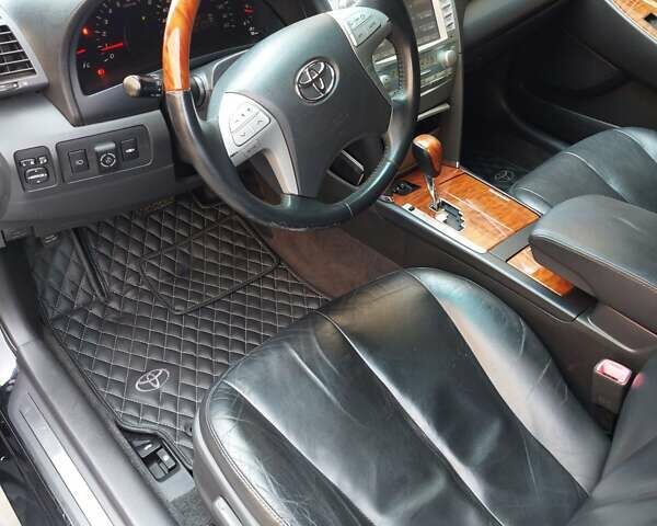 Чорний Тойота Камрі, об'ємом двигуна 3.5 л та пробігом 223 тис. км за 8900 $, фото 5 на Automoto.ua