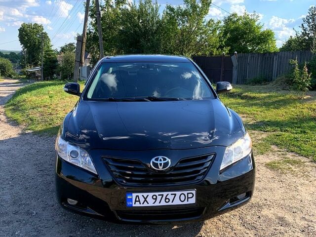 Чорний Тойота Камрі, об'ємом двигуна 3.5 л та пробігом 250 тис. км за 7200 $, фото 1 на Automoto.ua