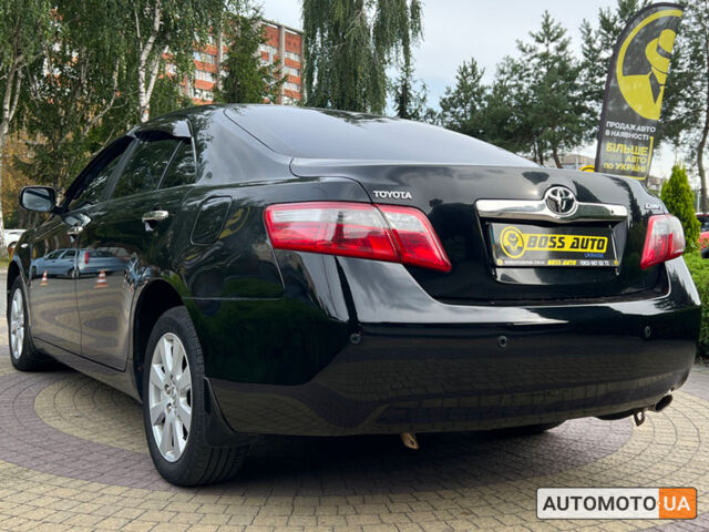 Черный Тойота Камри, объемом двигателя 2.4 л и пробегом 178 тыс. км за 9000 $, фото 4 на Automoto.ua