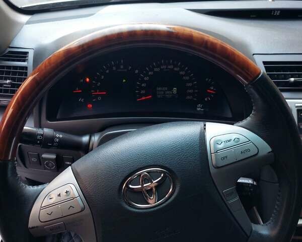 Чорний Тойота Камрі, об'ємом двигуна 3.5 л та пробігом 223 тис. км за 8900 $, фото 2 на Automoto.ua