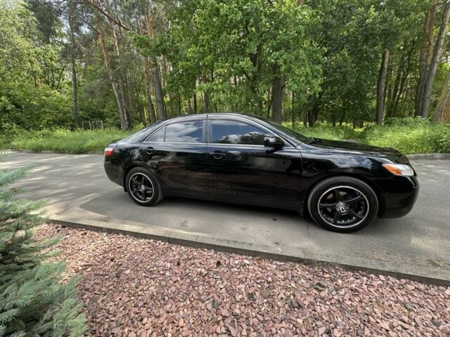 Чорний Тойота Камрі, об'ємом двигуна 3.5 л та пробігом 232 тис. км за 12000 $, фото 1 на Automoto.ua