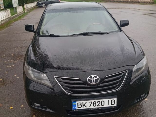 Черный Тойота Камри, объемом двигателя 3.5 л и пробегом 355 тыс. км за 7000 $, фото 5 на Automoto.ua