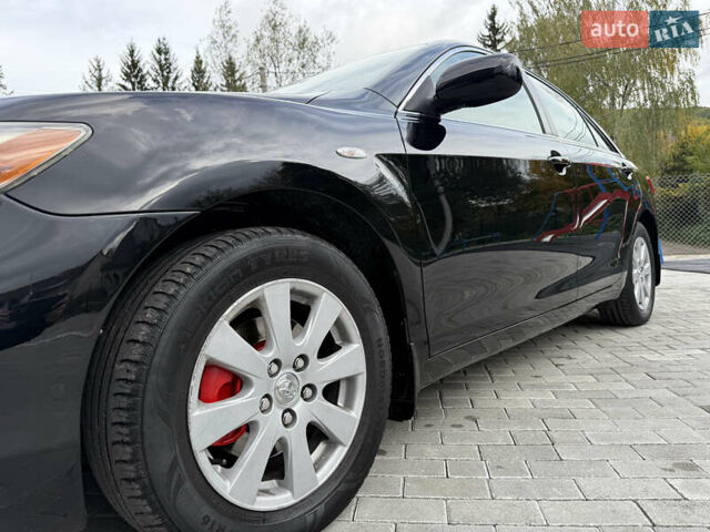 Черный Тойота Камри, объемом двигателя 3.5 л и пробегом 246 тыс. км за 11000 $, фото 26 на Automoto.ua