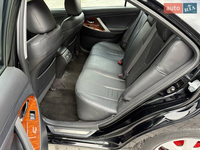 Черный Тойота Камри, объемом двигателя 3.5 л и пробегом 246 тыс. км за 11000 $, фото 39 на Automoto.ua