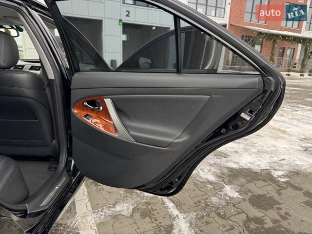 Чорний Тойота Камрі, об'ємом двигуна 2.4 л та пробігом 93 тис. км за 13800 $, фото 38 на Automoto.ua