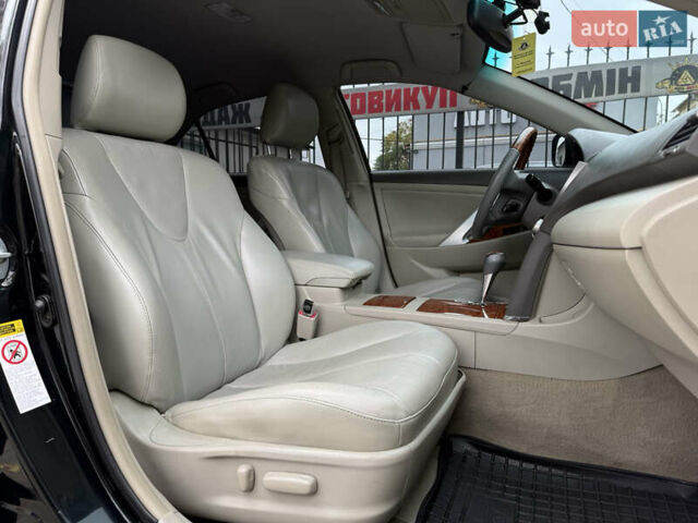 Черный Тойота Камри, объемом двигателя 3.46 л и пробегом 232 тыс. км за 10300 $, фото 38 на Automoto.ua