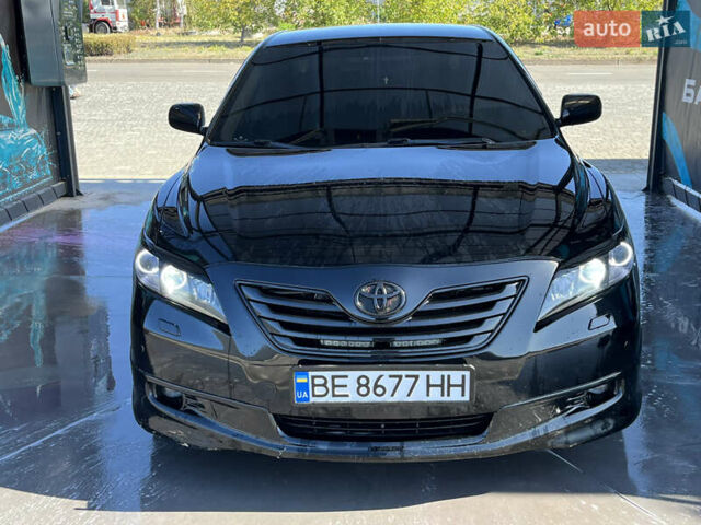 Черный Тойота Камри, объемом двигателя 3.5 л и пробегом 377 тыс. км за 10200 $, фото 17 на Automoto.ua