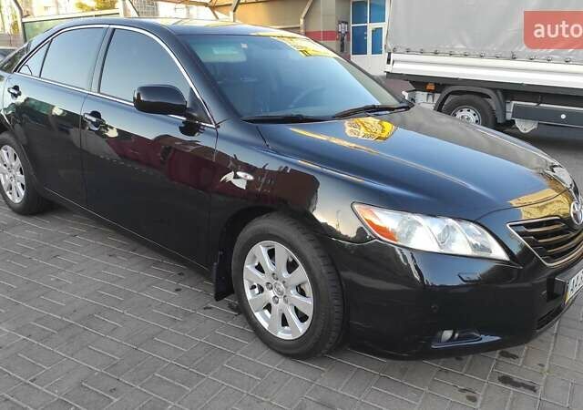 Чорний Тойота Камрі, об'ємом двигуна 2.36 л та пробігом 282 тис. км за 8500 $, фото 7 на Automoto.ua