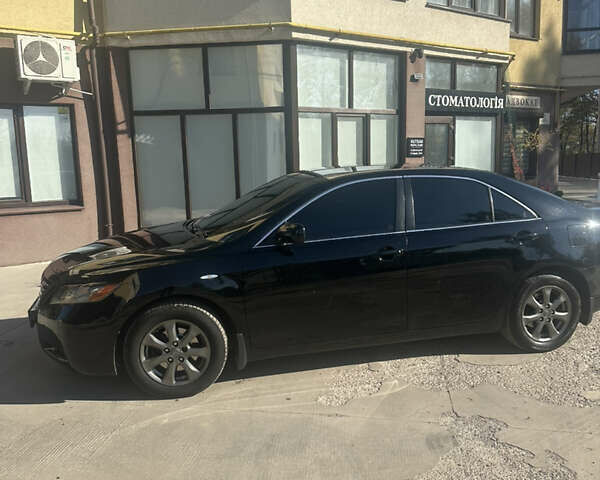 Чорний Тойота Камрі, об'ємом двигуна 3.5 л та пробігом 260 тис. км за 8300 $, фото 3 на Automoto.ua