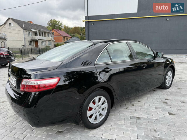 Черный Тойота Камри, объемом двигателя 3.5 л и пробегом 246 тыс. км за 11000 $, фото 21 на Automoto.ua
