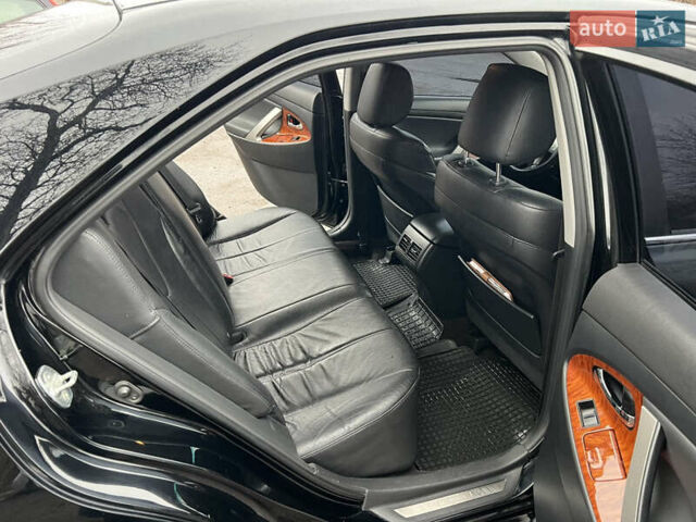 Черный Тойота Камри, объемом двигателя 3.5 л и пробегом 214 тыс. км за 12000 $, фото 8 на Automoto.ua