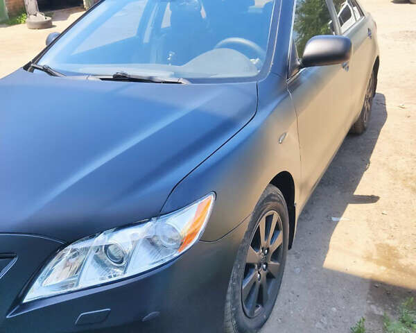 Черный Тойота Камри, объемом двигателя 2.4 л и пробегом 267 тыс. км за 8200 $, фото 6 на Automoto.ua